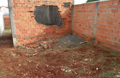 Terreno medindo 125m2 (05x25), localizado no bairro jardim santa rita de cássia, em tatuí. documentado e desmembrado. r$60.000,00