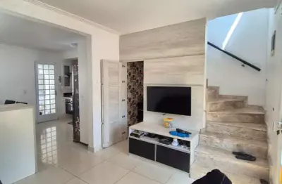 Casa em condomínio à venda no jardim interlagos, hortolândia-sp: 2 quartos, 2 salas, 1 banheiro, 1 vaga - 64m².
