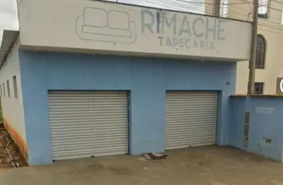 Excelente oportunidade: galpão comercial à venda no centro de paranapanema-sp, com 1 sala, 1 banheiro, 4 vagas de garagem e 170m² de área.