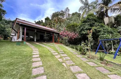 Chácara de luxo à venda em andradas-mg, zona rural: 4 quartos, 4 suítes, 3 salas, 5 banheiros, 5 vagas de garagem, 300m².