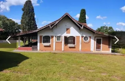 Fazenda em bofete 59 alqueires próximo a castelo branco casa sede 200 metros de construção  casa de caseiro toda formada em pasto galpão curral doc.ok toda tratoravel valor 6.000,000,00