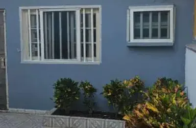 Imperdível oportunidade! casa à venda em mongaguá-sp, bairro agenor de campos, 2 quartos, 1 suíte, 1 sala, 2 banheiros, 2 vagas de garagem, 90m².