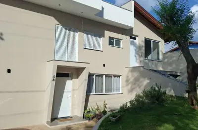 Casa em condomínio de luxo em estância árvore da vida, sumaré-sp  3 quartos, 3 suites, 2 salas, 3 banheiros, 1 vaga de garagem  120m² de área.