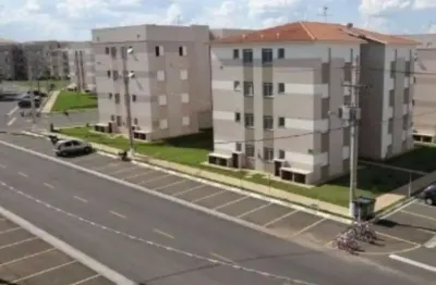 Apartamento à venda em Jaguariúna-SP, bairro Vargeão: 2 quartos, 1 banheiro, 1 vaga de garagem, 55m²!