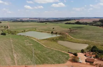 Fazenda 126.7 alqueires na região de tatui valor 310 mil o alqueires,boa de água terra vermelha.