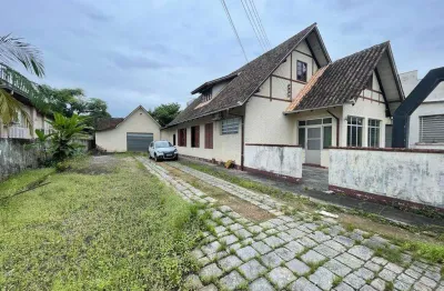 Terreno à venda no Anita Garibaldi, Joinville 