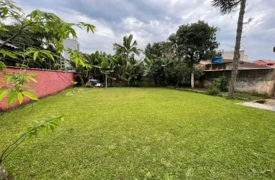 Terreno à venda no Jardim Iririú, Joinville 