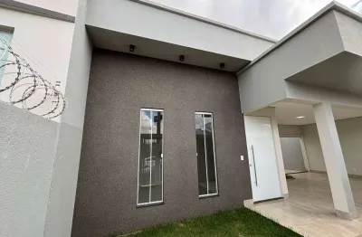 Casa de alto padrão à venda em patos de minas - 205m² de construção
