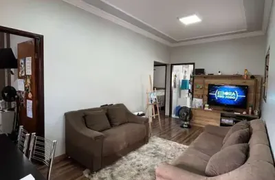 Casa com 3 quartos à venda na Rua Jovem Cyrino Ribeiro, Alto Limoeiro, Patos de Minas