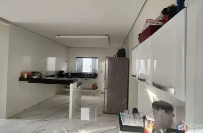 Casa de alto padrão à venda no bairro alvorada – patos de minas/mg | 3 quartos e suíte