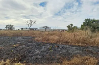 Terreno à venda com 3.535 m² no setor industrial em patos de minas