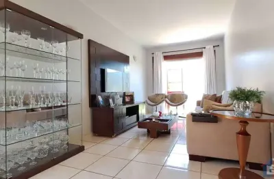 Casa ampla à venda no bairro eldorado em patos de minas – com edícula independente!