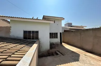 Casa com 4 quartos à venda no Residencial Sorriso, Patos de Minas 