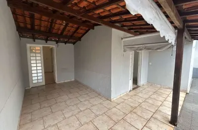 Casa à venda em patos de minas - 3 quartos, suíte e 1 vaga de garagem