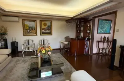 Casa à venda no bairro sobradinho – 744m² de lote, 507m² construídos | patos de minas