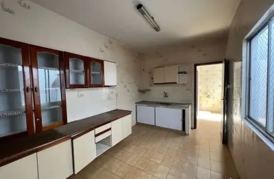 Apartamento à venda no centro de patos de minas – 150m², 4 quartos e suíte