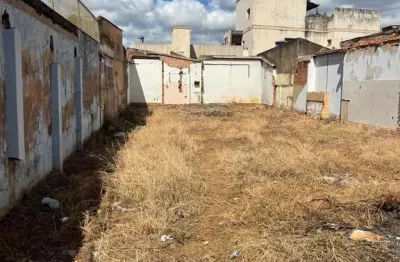 Terreno à venda no santa terezinha em patos de minas – 295m² em localização privilegiada
