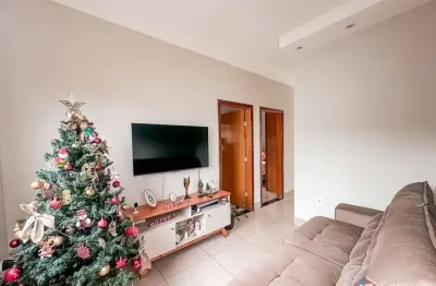 Casa à venda no bairro santa clara em patos de minas | 2 quartos