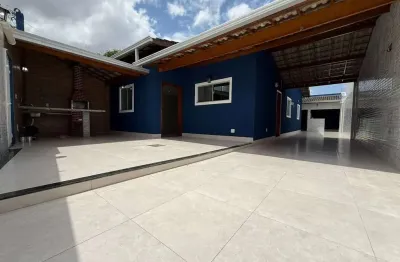 Casa à venda em vitória da conquista-ba, no bairro felícia: 3 quartos, 1 suíte, 1 sala, 2 banheiros, 4 vagas de garagem, 123m².