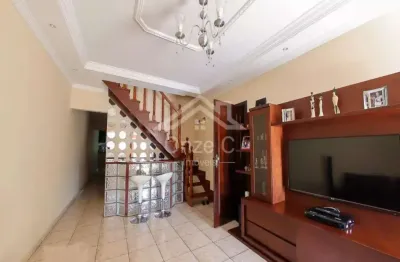 Casa com 3 quartos à venda na Rua Alberto Sigueuki Hamaoka, 284, Parque Continental I, Guarulhos