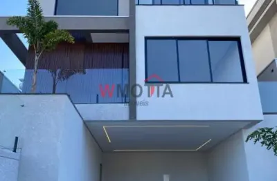 Casa de luxo em condomínio na fazenda rodeio em mogi das cruzes-sp: 3 quartos, 3 suítes, 2 salas, 4 banheiros, 2 vagas, 210m².