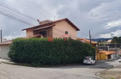 Sobrado a venda no coração de mogi das cruzes, com caractericas de casa de veraneo.