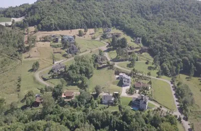 Terreno 1.986m² para venda, em condomínio fechado - linha 40 em caxias do sul