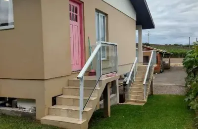 Casa com 2 quartos à venda na Rua Dos Jasmins, 822, Nova Roma (Distrito), Flores da Cunha