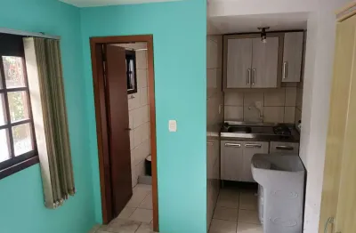 Kitnet mobiliado para locação no bairro sagrada família, em caxias do sul