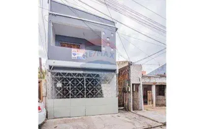 Casa com 4 quartos à venda na Rua Frei Daniel, 164, Guamá, Belém