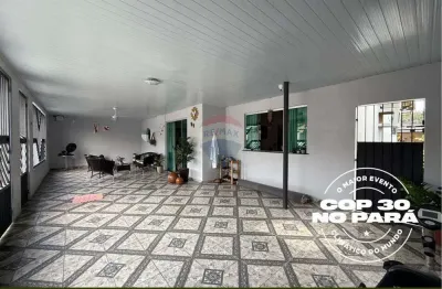 Casa com 3 quartos para alugar no Marambaia, Belém 