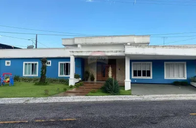 Casa em condomínio fechado com 4 quartos à venda no Guanabara, Ananindeua 