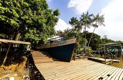 Bougainville da ilha — o restaurante em formato de barco mais charmoso da ilha do combu! ✨