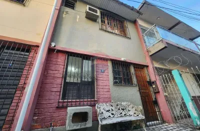 Casa com 3 quartos para alugar no Umarizal, Belém 