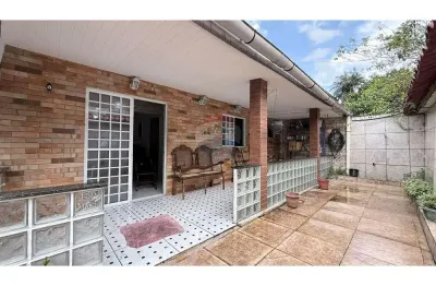 Casa com 3 quartos à venda no Coqueiro, Ananindeua 