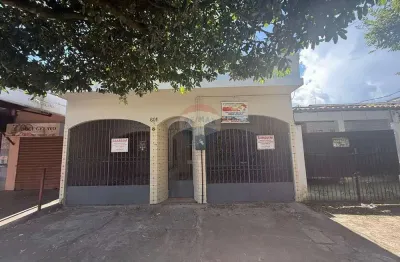 Casa com 3 quartos para alugar no Guamá, Belém 