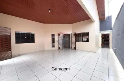 Casa com 3 quartos para alugar no Coqueiro, Belém 