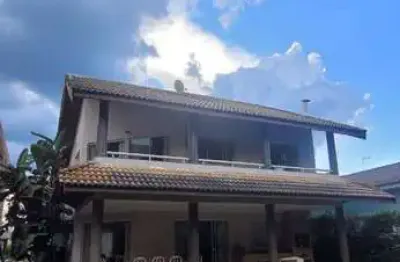 Casa a venda em condomínio fechado próximo ao cube de campo pro vida