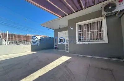 Casa com 2 quartos à venda na Av Frederico Augusto Ritter, Chácara das Rosas, Cachoeirinha