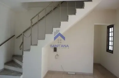 Sobrado de 200m² de área construída com 4 dormitórios sendo 2 suítes no bairro cidade jardim em taubaté/sp