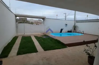 Casa com 4 quartos à venda na avenida alberto winther de araújo, --, jardim oasis, taubaté por r$ 657.000