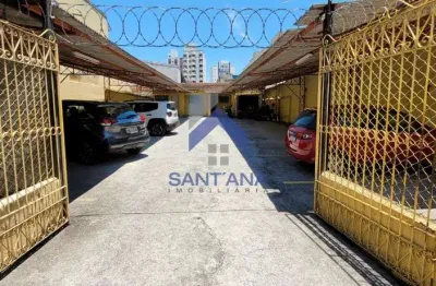 Terreno com 456m² utilizado como estacionamento no centro de taubaté/sp