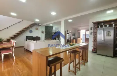 Sobrado de 300m² com 5 dormitorios sendo 2 suites na independência em taubaté