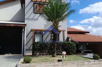 Sobrado de 180m² com 3 dormitórios sendo 1 suíte no condomínio hípica pinheiro em taubaté/sp