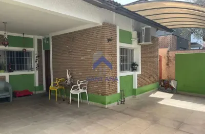 Casa de 169m² com 3 dormitórios sendo 1 suíte no centro em taubaté/sp