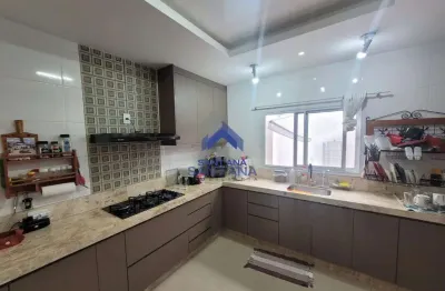 Sobrado de 130m² com 3 dormitórios sendo 1 suíte no contemporâneo residencial club no bairro areão em taubaté/sp