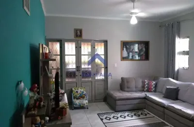 Sobrado de 253 m² com 3 dormitórios no jardim do lago i em taubaté/sp