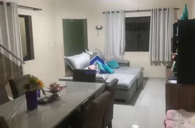 Sobrado de 220m² com 4 dormitorios sendo 3 suites com quintal e edicula nos fundos no bairro jardim maria augusta - taubaté/sp