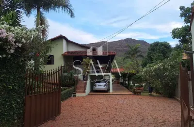 Casa com 6 dormitórios à venda, 371 m² por r$ 1.700.000,00 - casa branca - brumadinho/mg