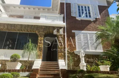 Casa à venda na Rua Santa Catarina, Lourdes, Belo Horizonte